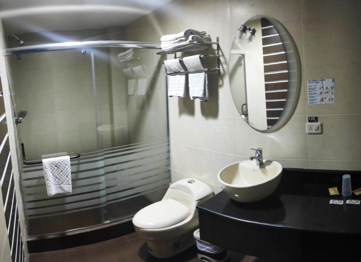 La Kapital Hotel Ambato Εξωτερικό φωτογραφία