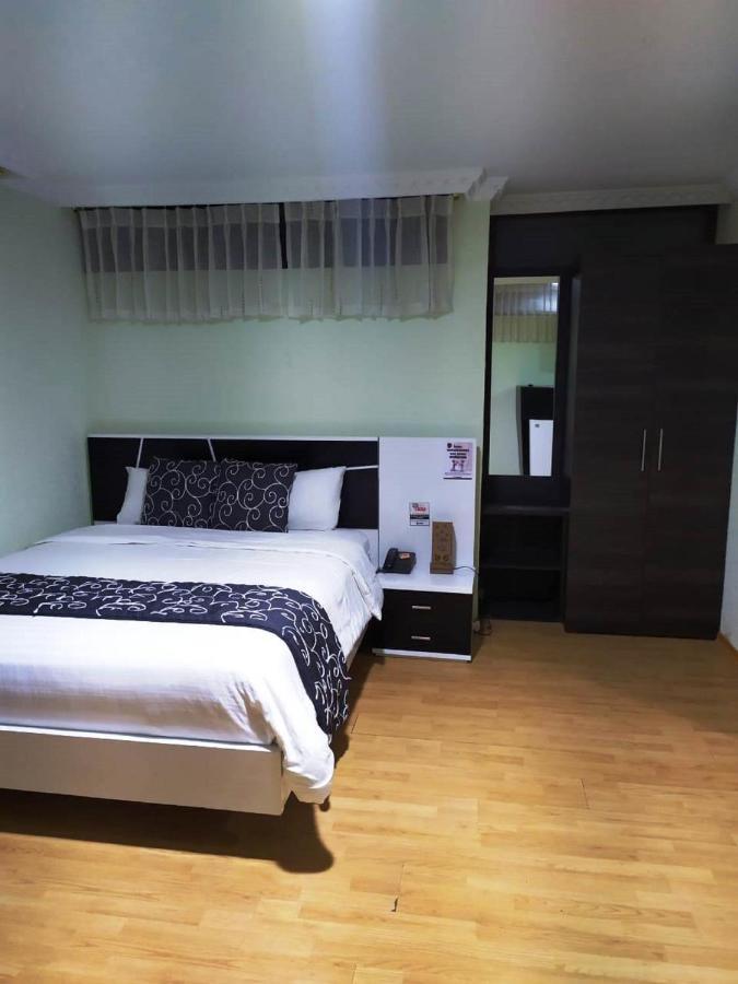La Kapital Hotel Ambato Εξωτερικό φωτογραφία