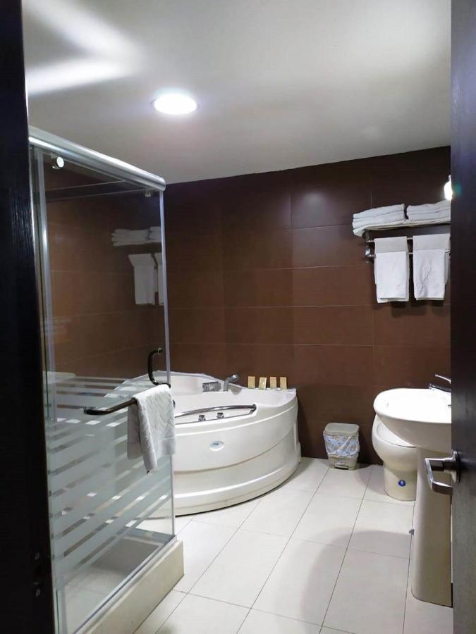 La Kapital Hotel Ambato Εξωτερικό φωτογραφία